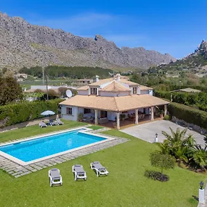 villa-eu-figueral-port-de-pollenca.allmallorcahotels.com/